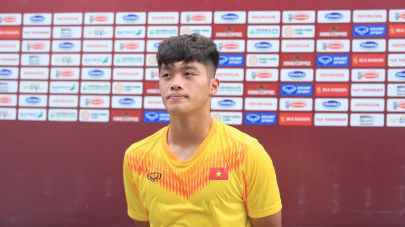 Cầu thủ Nguyễn Quốc Việt với danh hiệu “Vua giải trẻ”